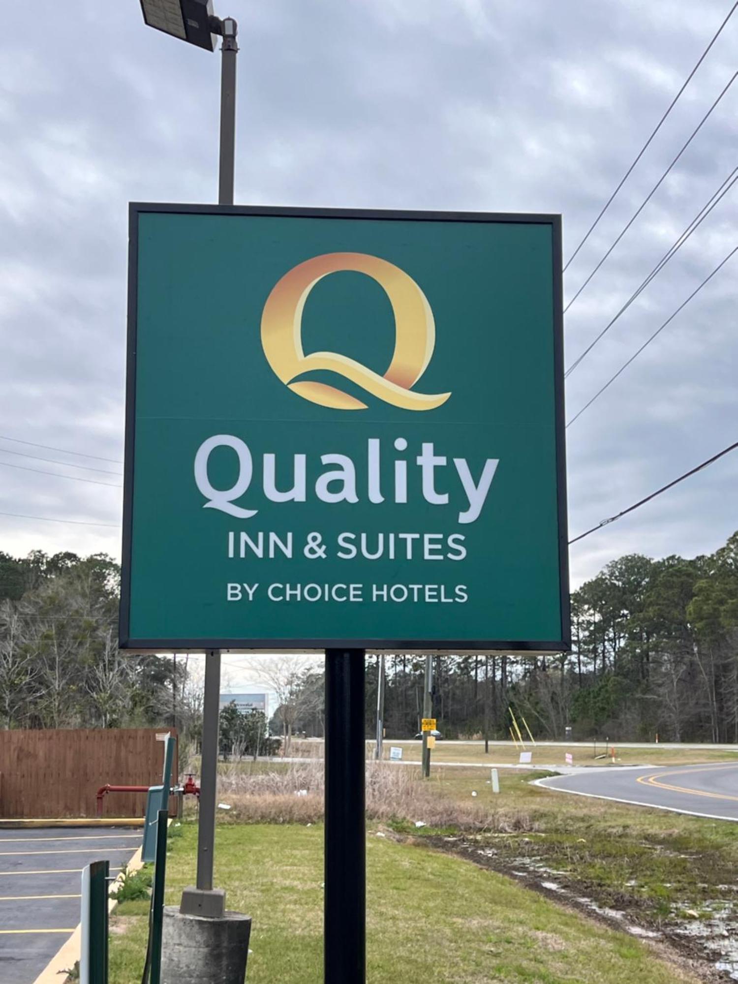 Quality Inn & Suites Biloxi Esterno foto